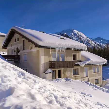 Appartement Chesa Misaun By Interhome